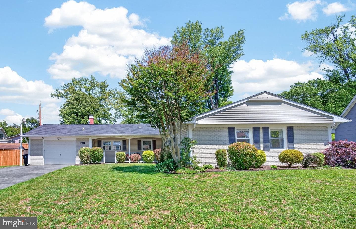 3905 Carvel Lane