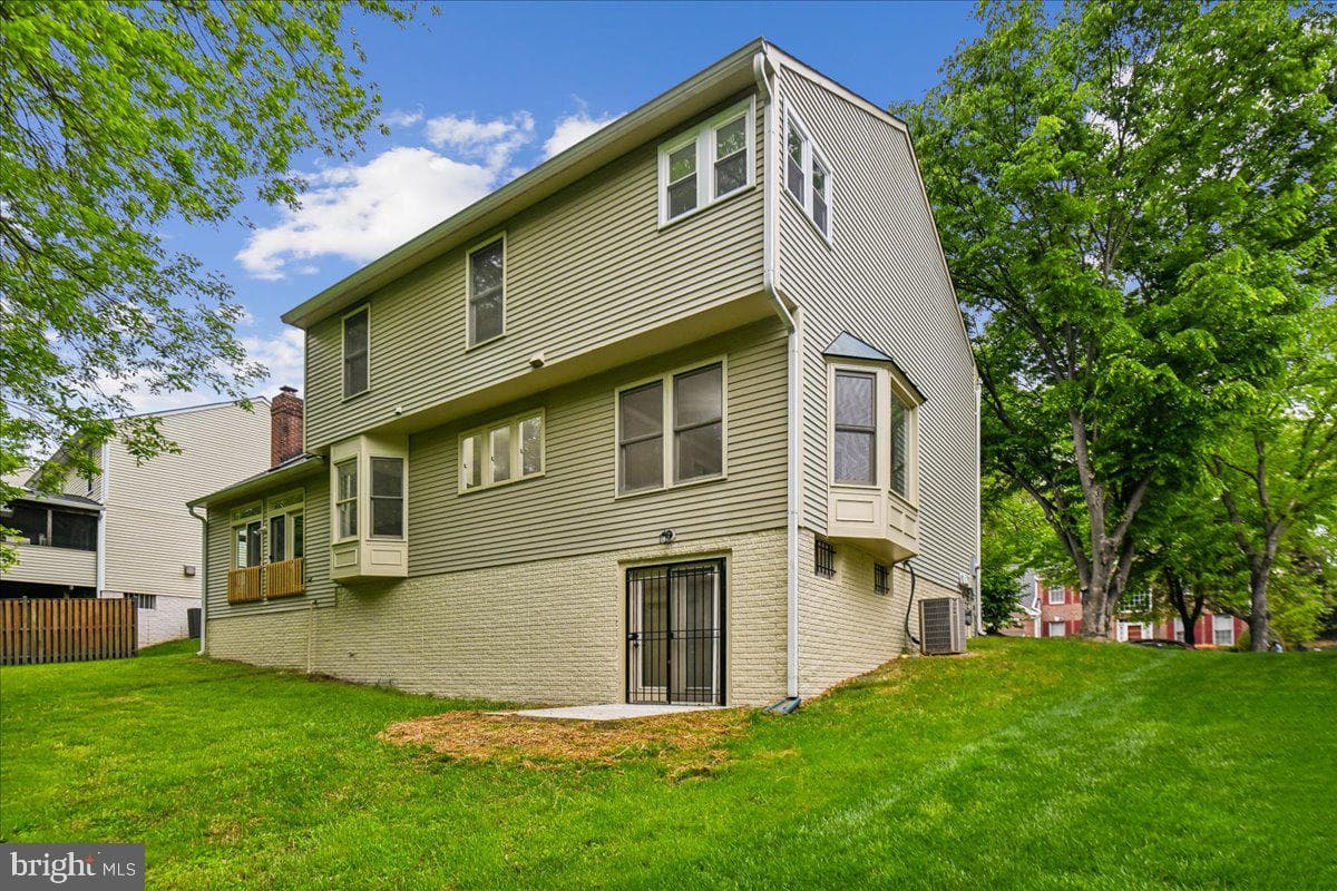 10611 Foxlake Drive photo 30