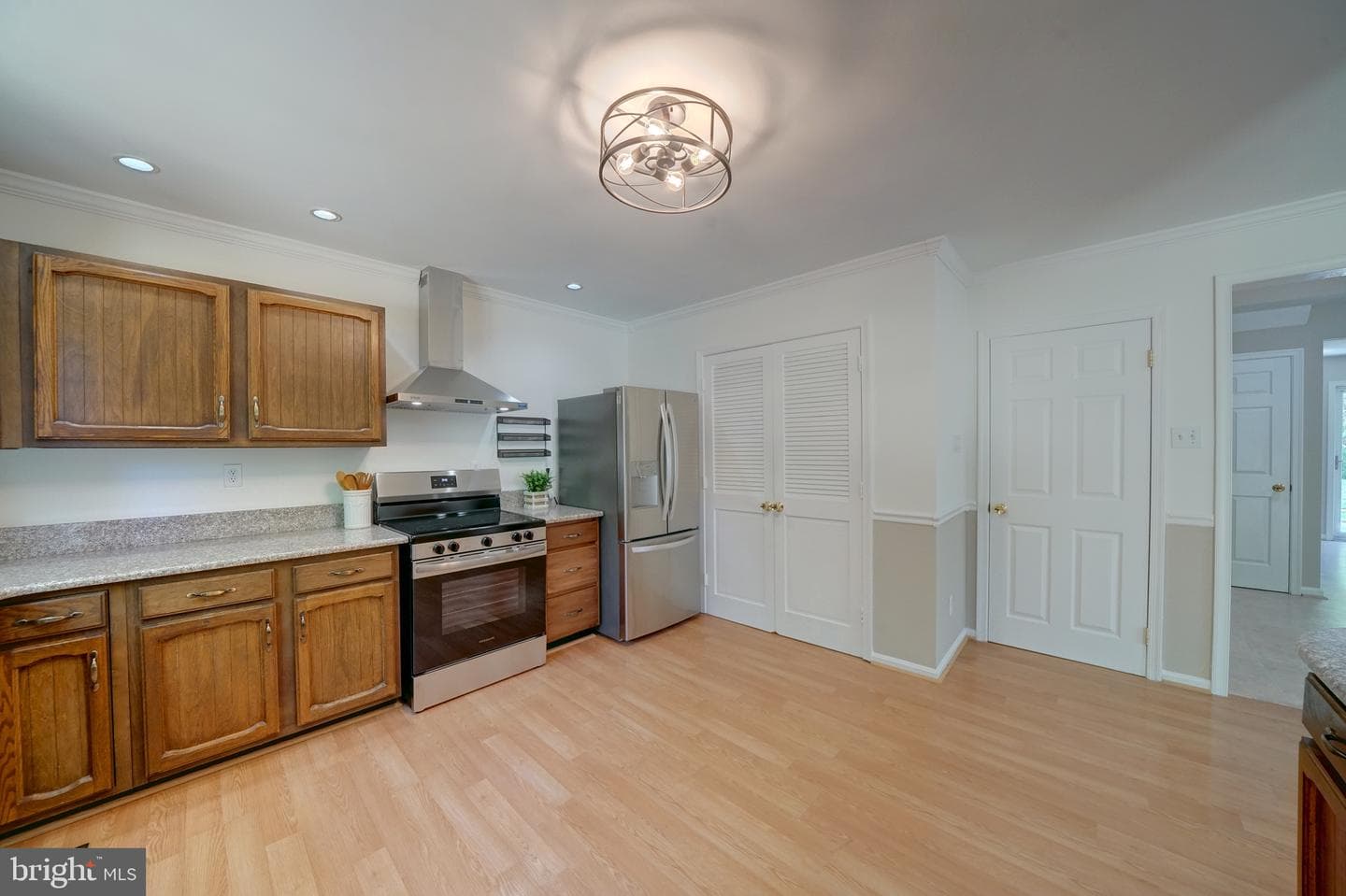 6301 Kaybro Street photo 28