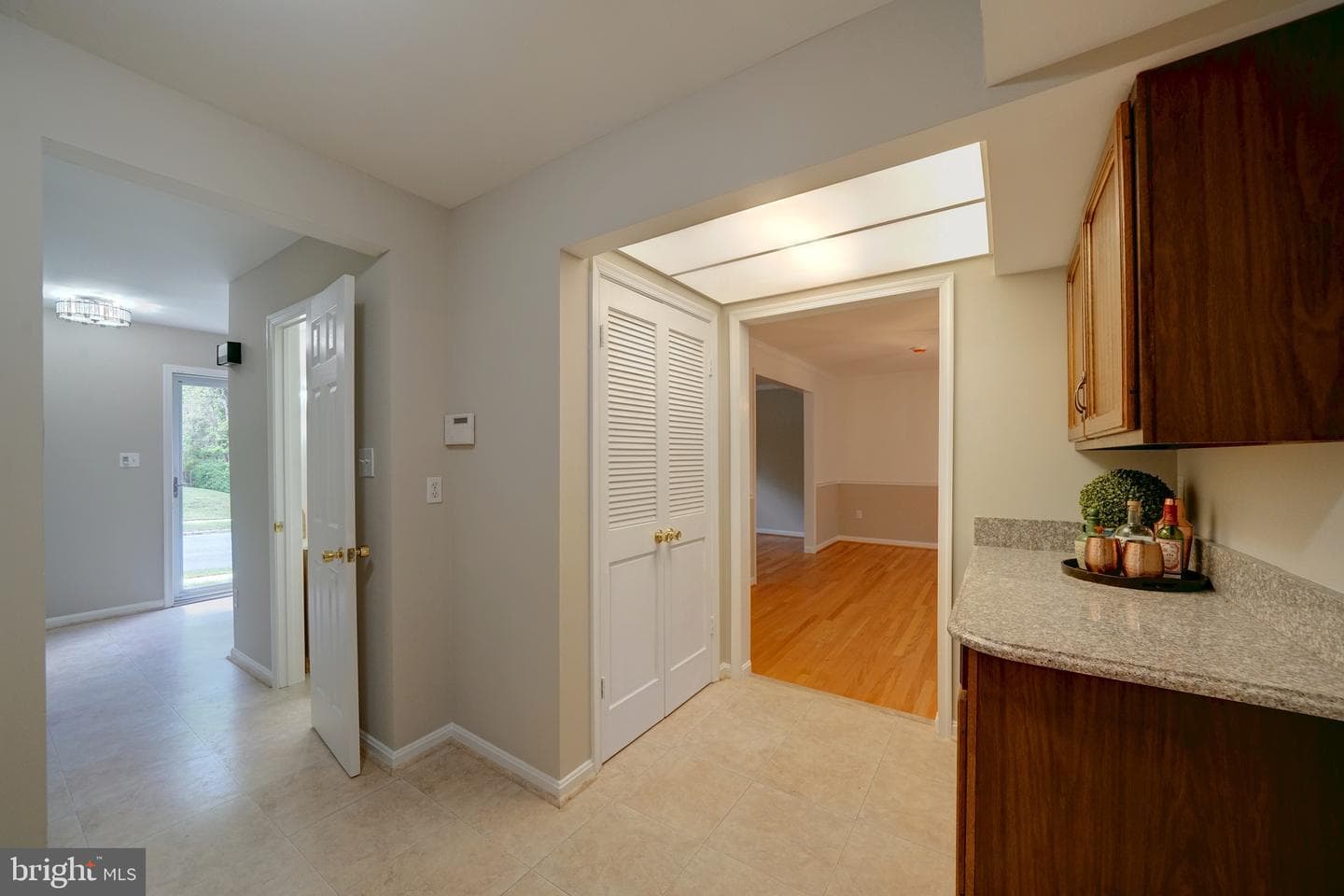 6301 Kaybro Street photo 37