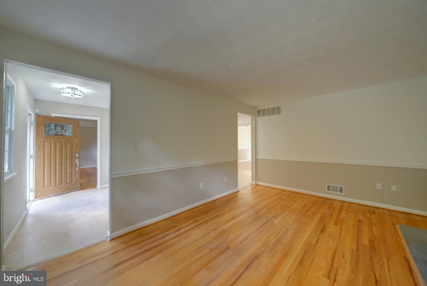 6301 Kaybro Street photo 44