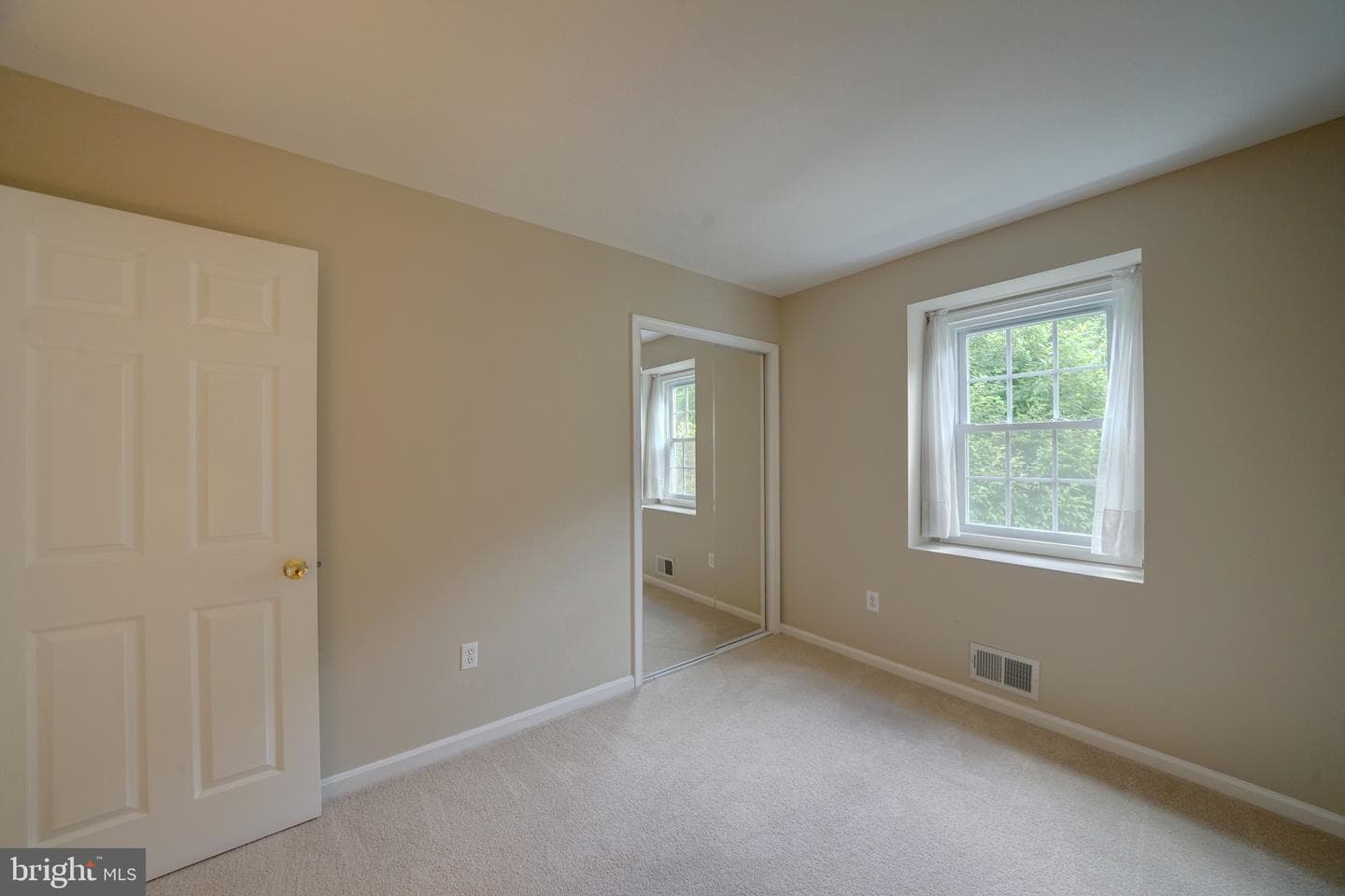 6301 Kaybro Street photo 54