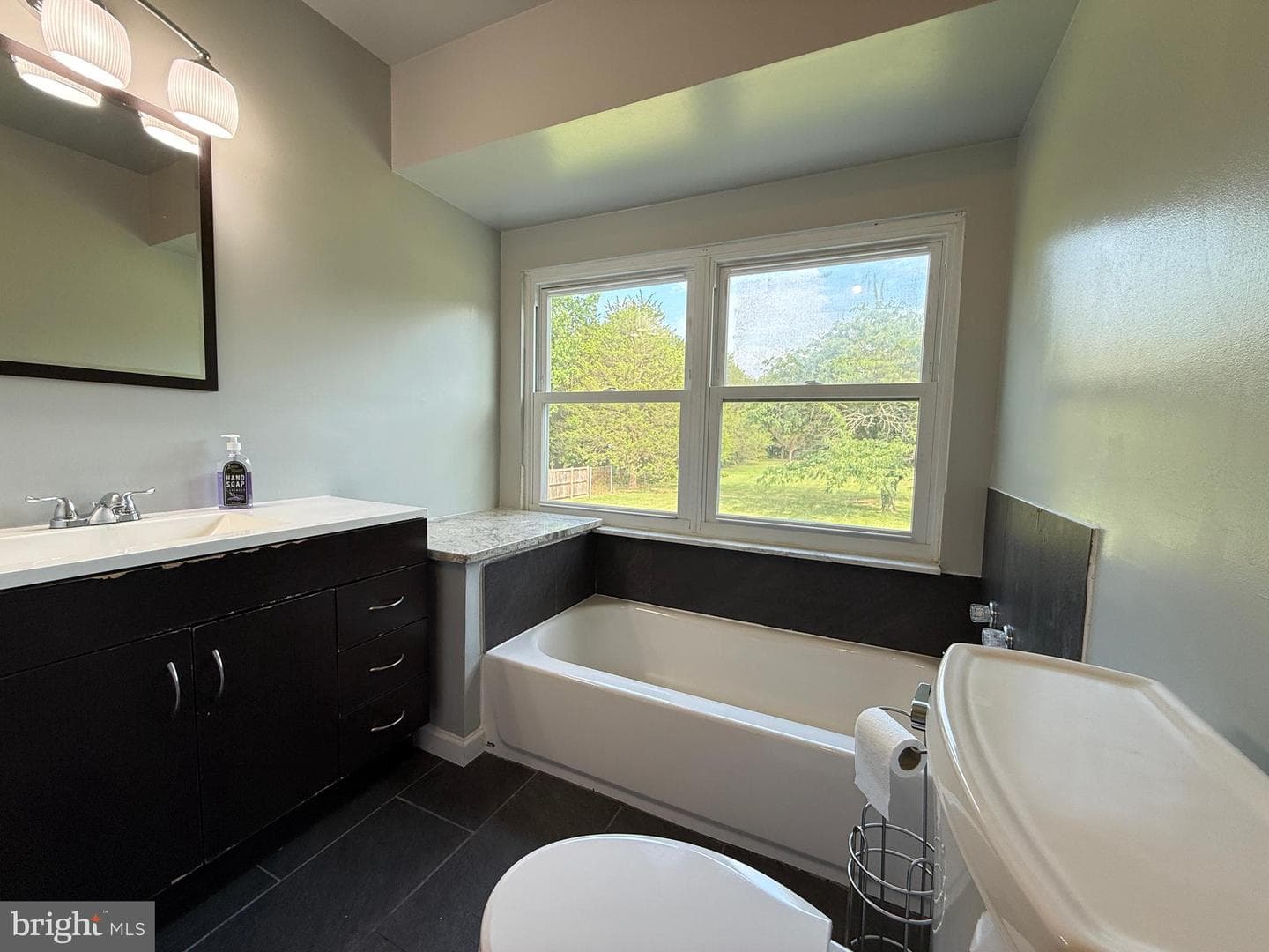 10603 Barnsdale Drive photo 11