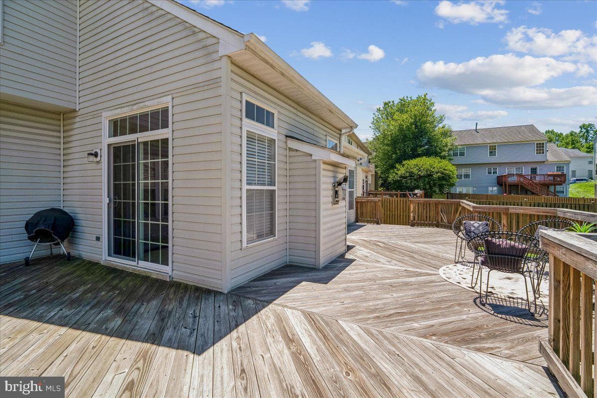 1004 Arbor Park Place photo 5