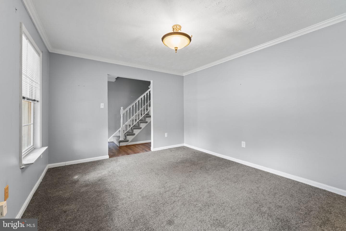 8914 Simeon Court photo 6