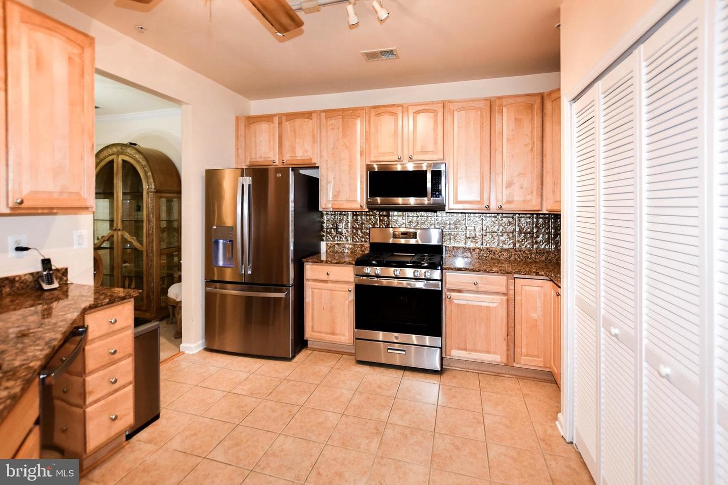 2007 Connor Court #701b photo 8