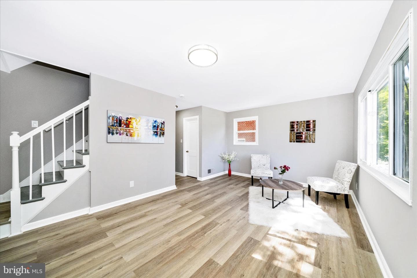 2702 Kenton Place photo 4