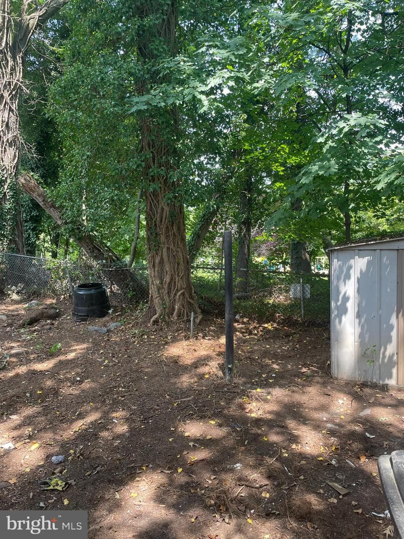 6004 Madison Street photo 10