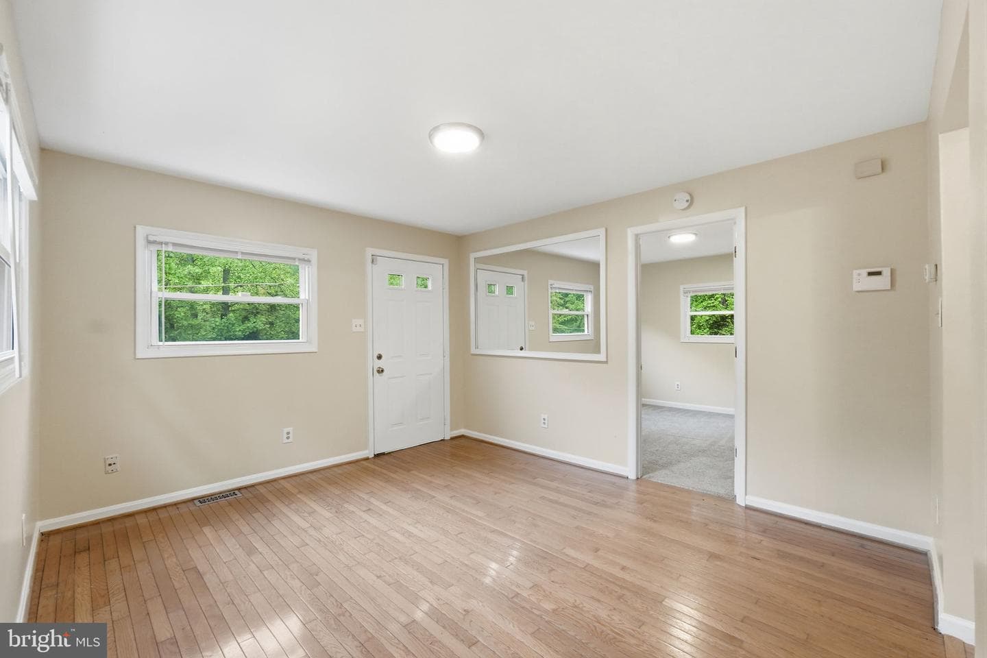 8402 Sleepy Hollow Road photo 5