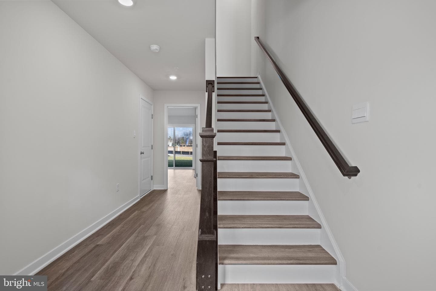 15041 Douglas Fir Lane photo 4