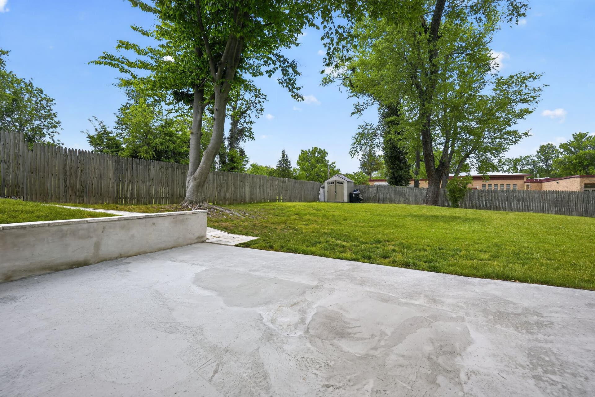 2608 Kingsway Road photo 27