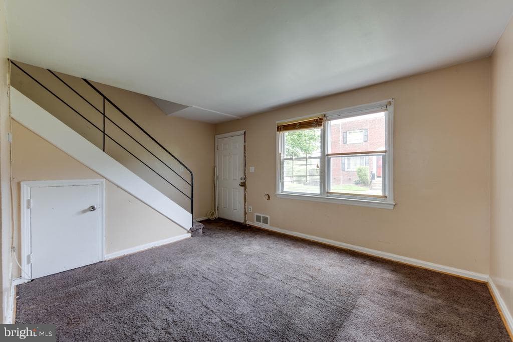 2540 Iverson Street photo 7