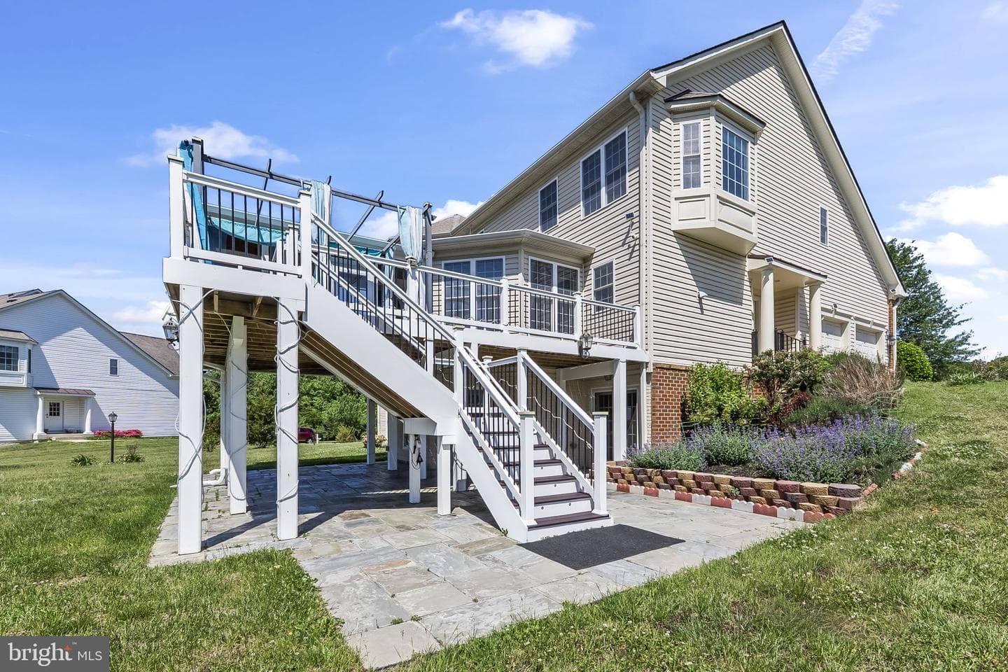 2501 Friendship Heights Drive photo 5