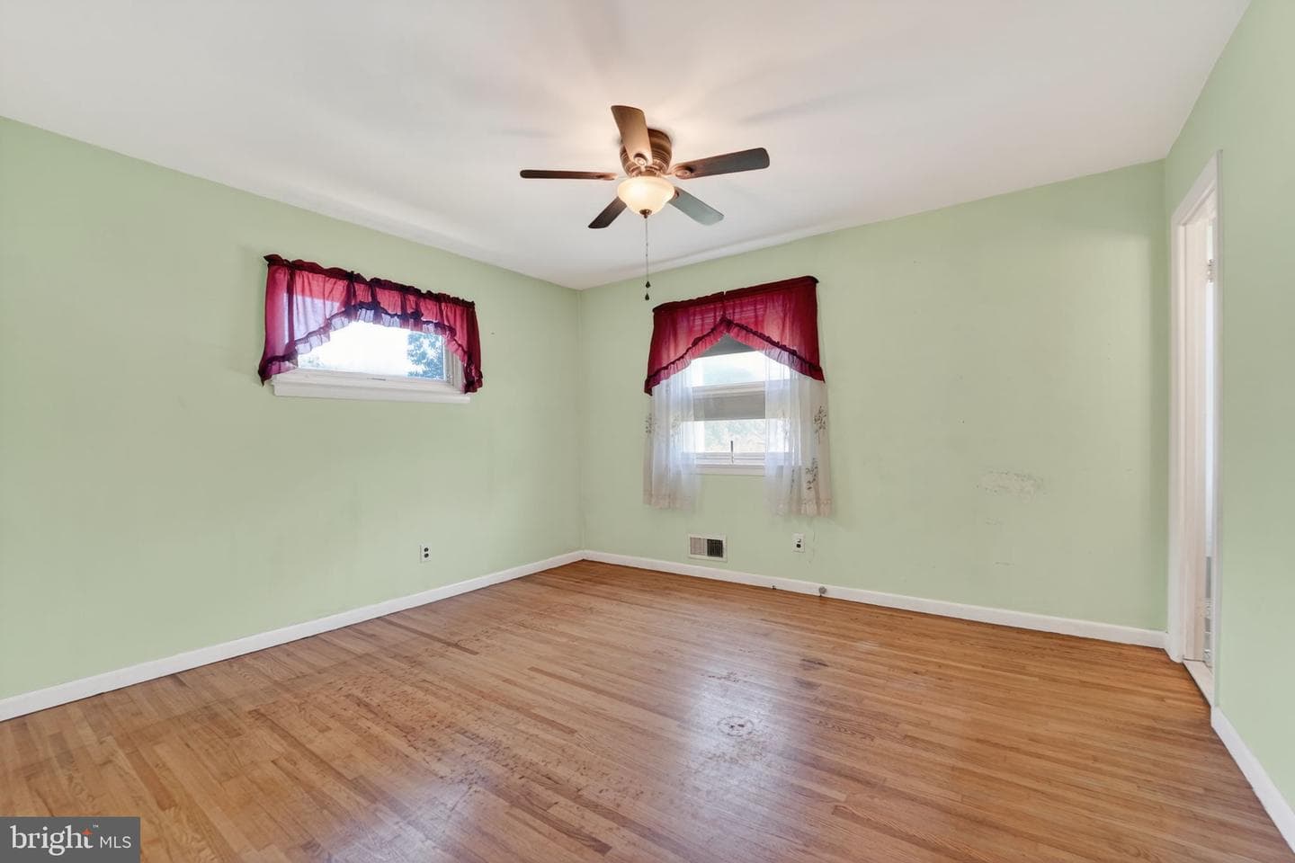 7012 Redmiles Road photo 21