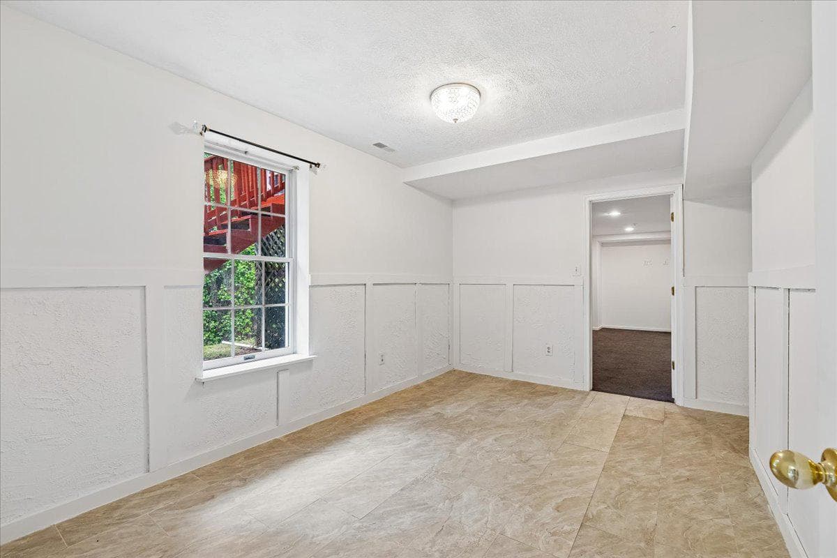 11101 Navigators Court photo 49