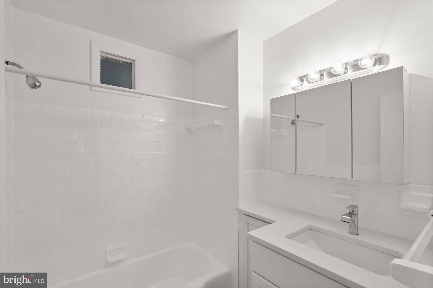 9109 Drake Place photo 22