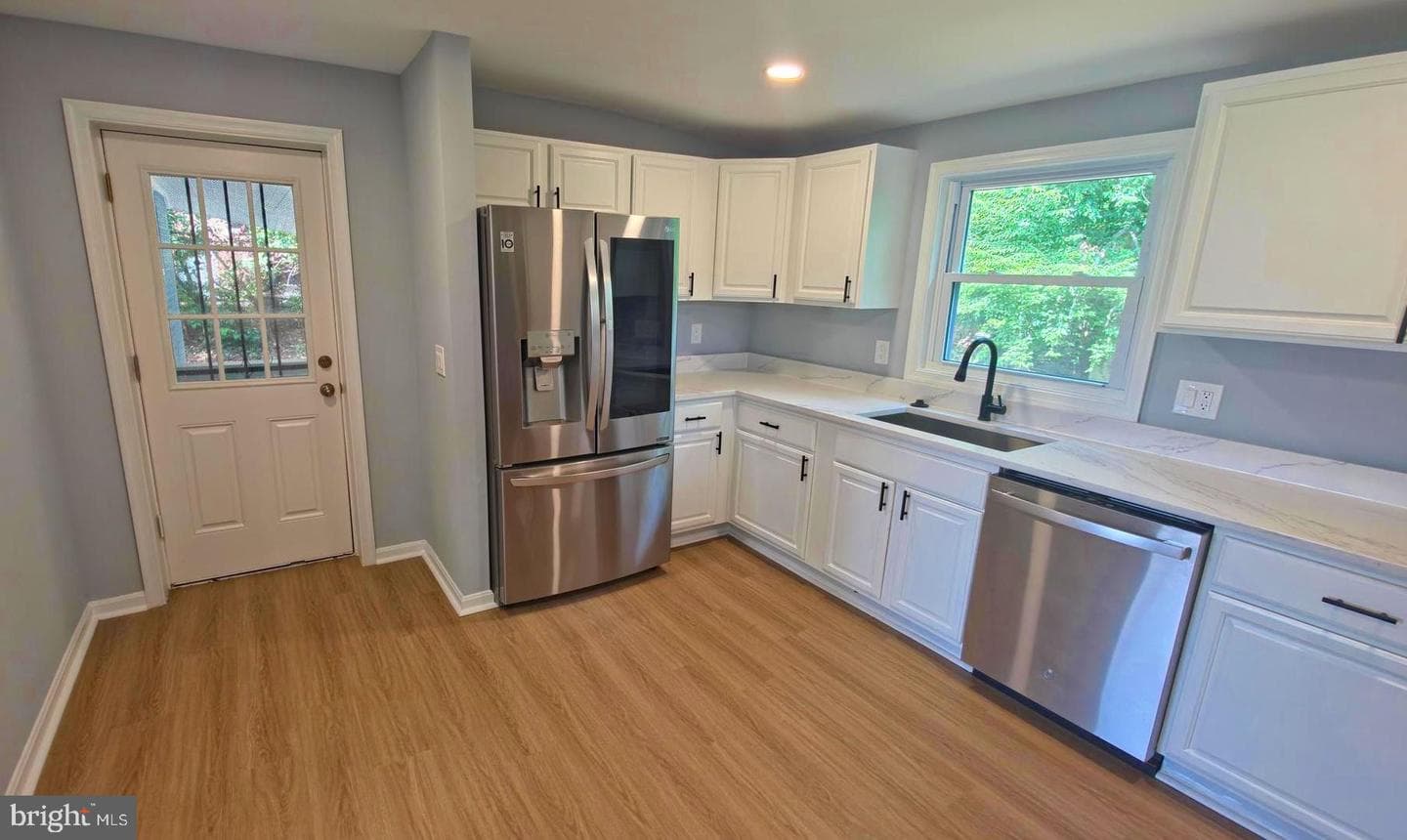 3516 Riviera Street photo 16