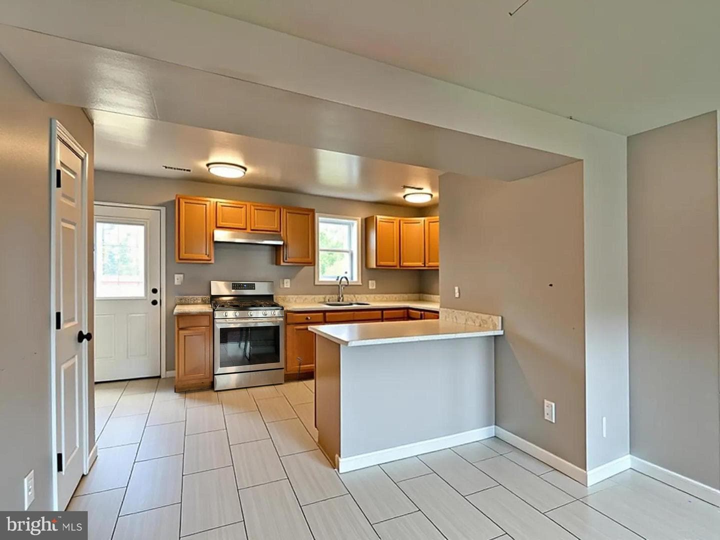 5016 Laguna Road photo 17