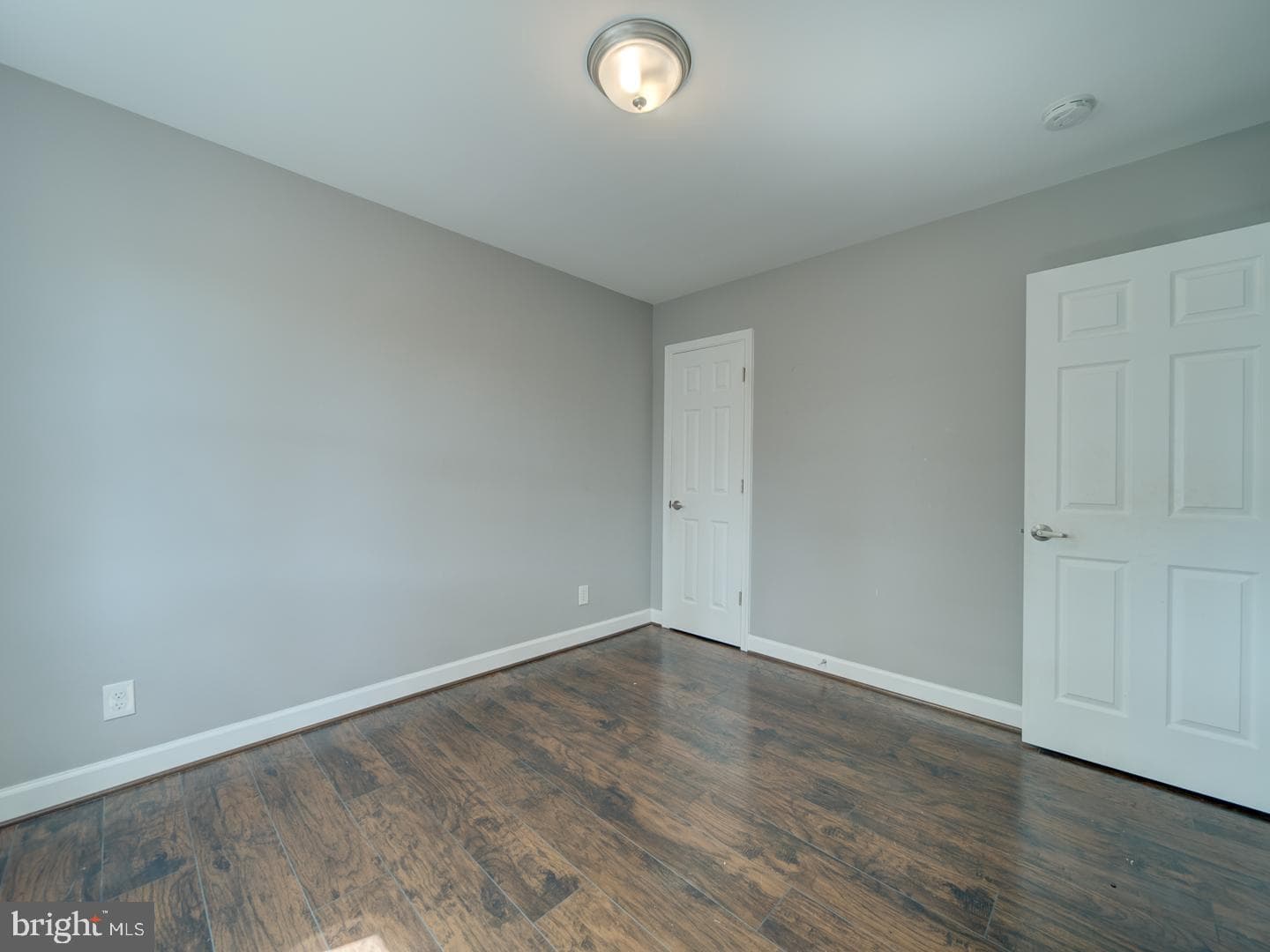 2407 Saint Clair Drive photo 33