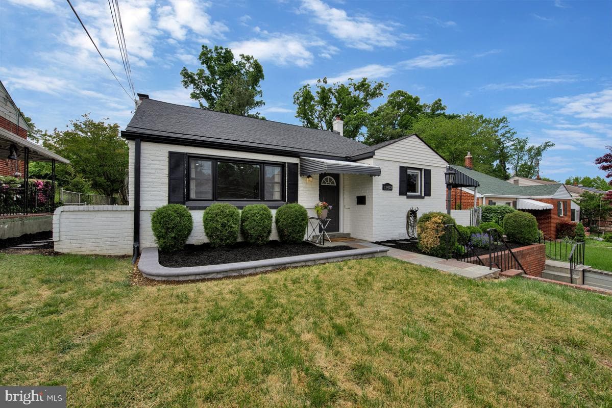 1903 Campbell Drive photo 3