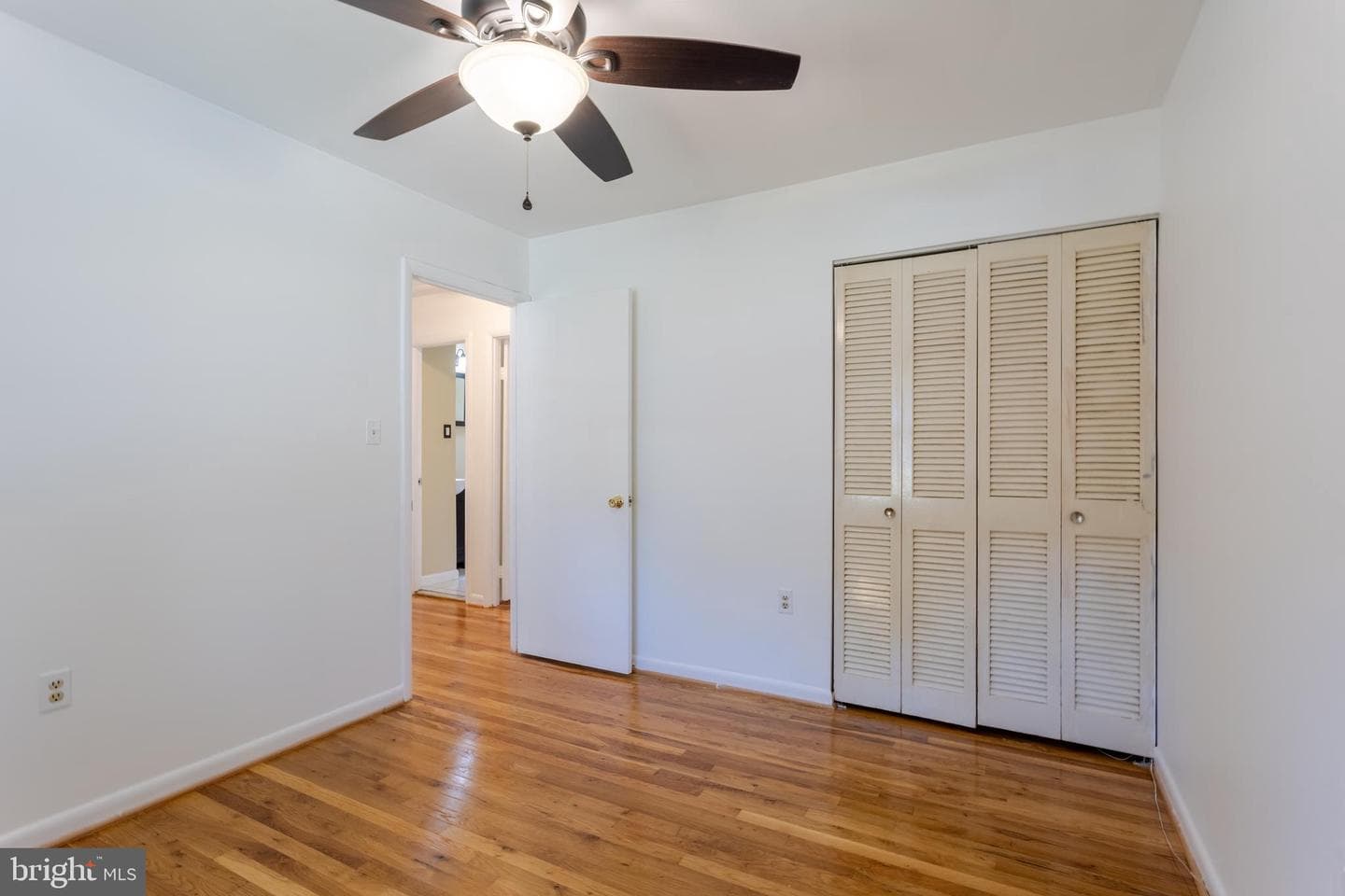 6613 Calmos Street photo 19