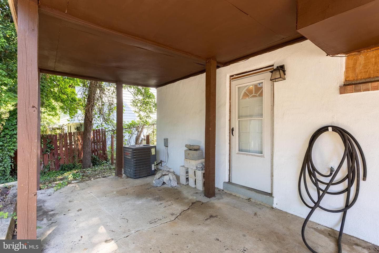 6613 Calmos Street photo 37