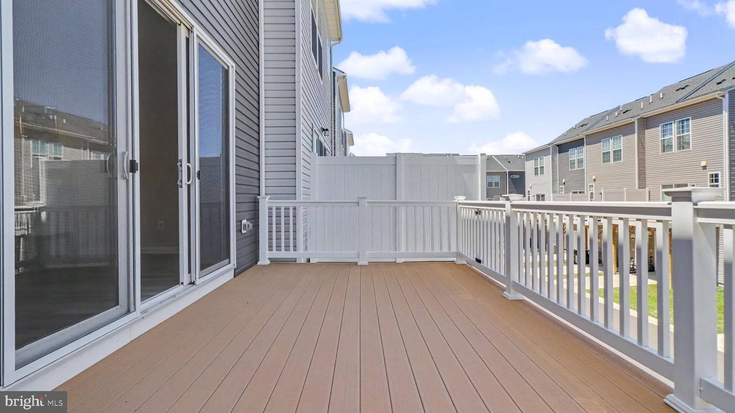 7607 Presidential Parkway photo 25