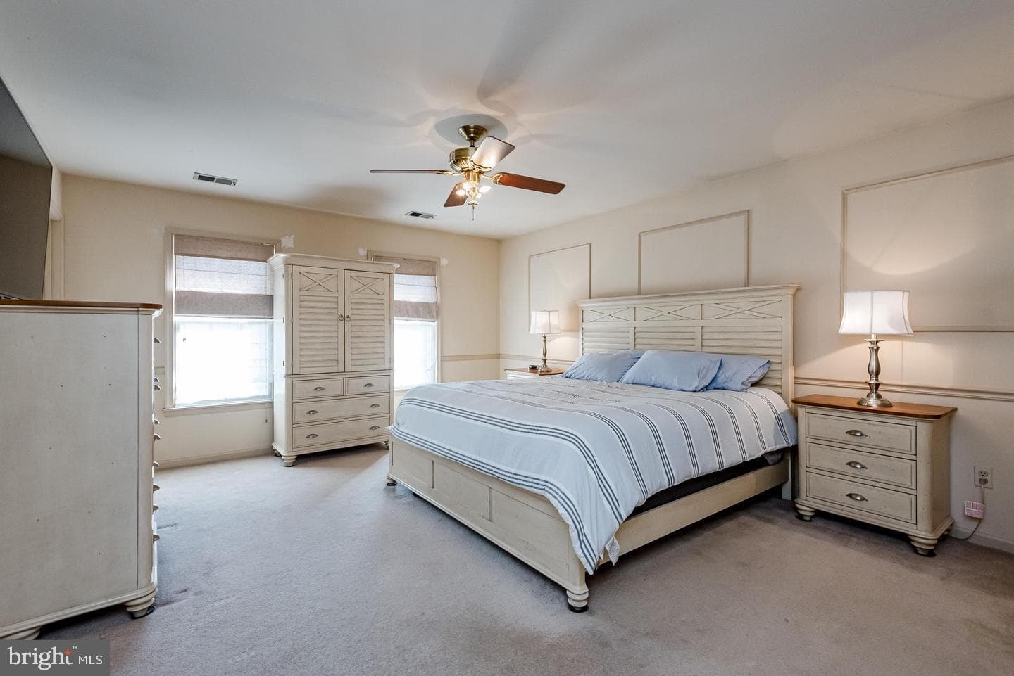 2300 Bermondsey Drive photo 45