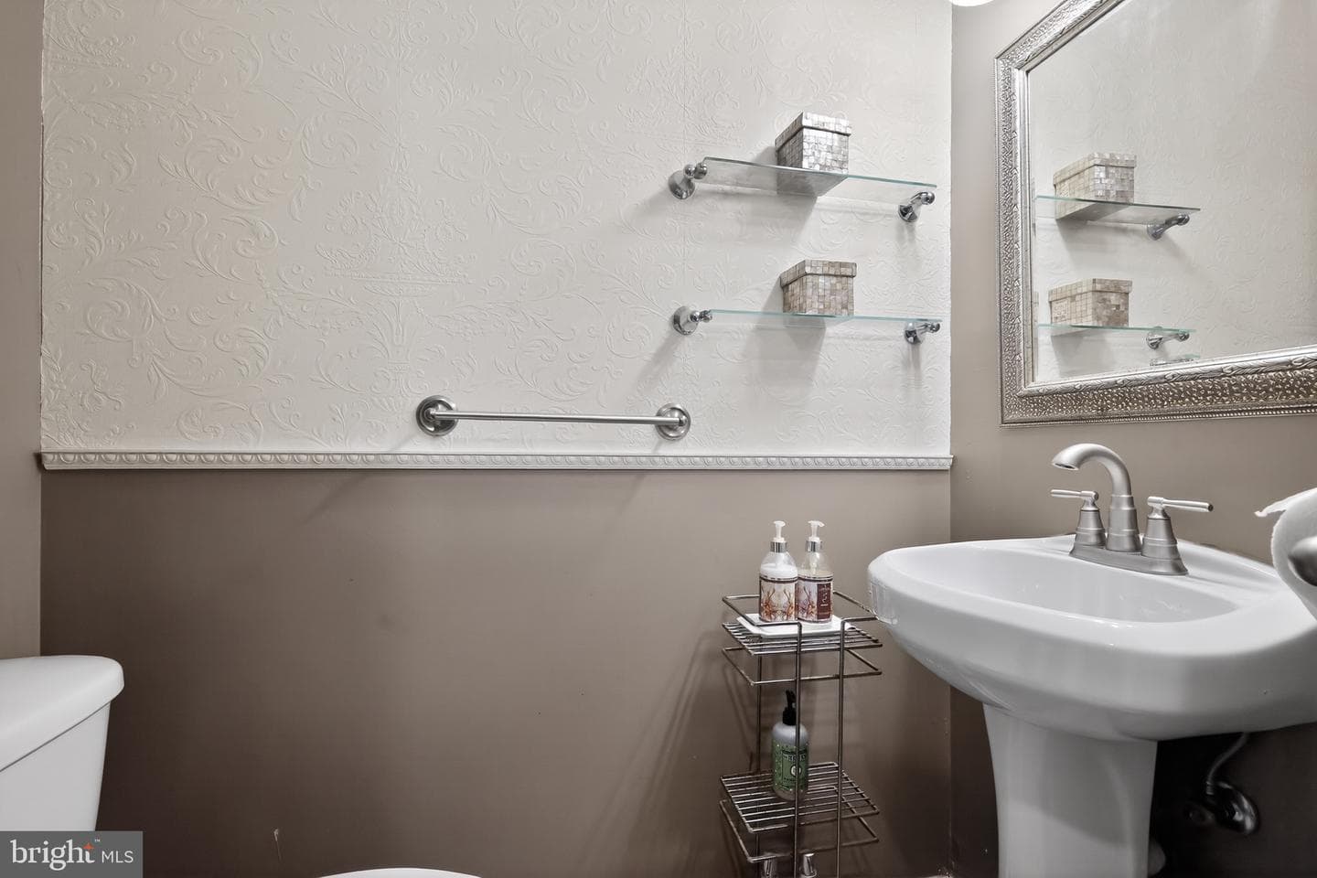 133 Kettering Drive photo 24
