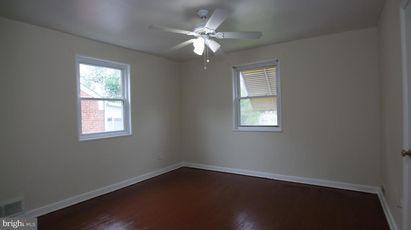 5407 Sargent Road photo 11
