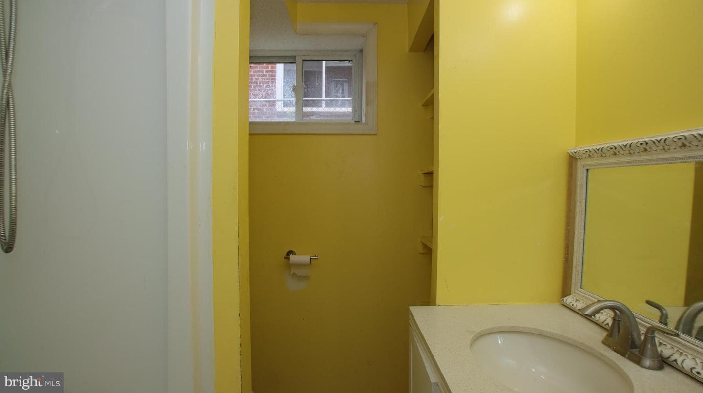 5407 Sargent Road photo 21
