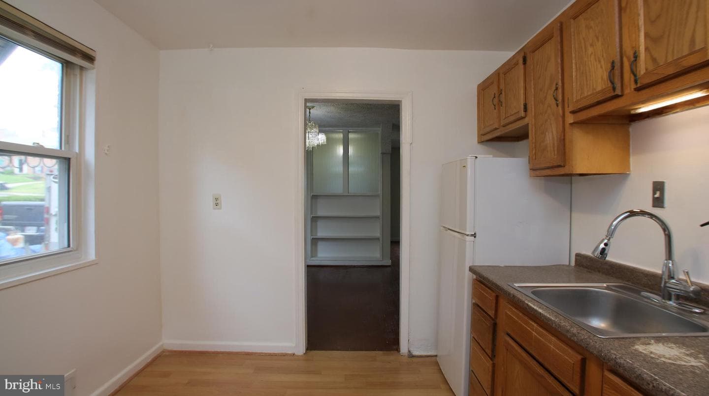 5407 Sargent Road photo 8