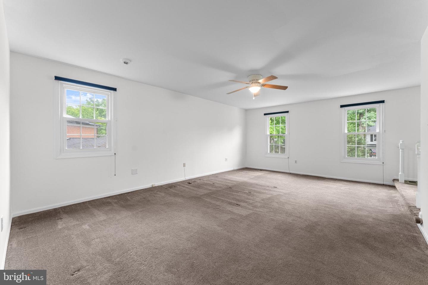 766 Gleneagles Drive photo 45
