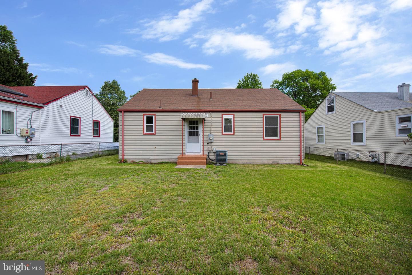 5007 Somerset Road photo 26