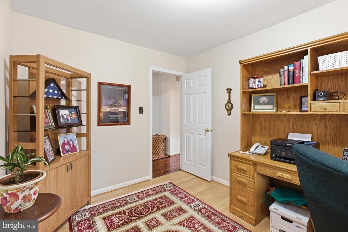 10901 Atwell Avenue photo 6