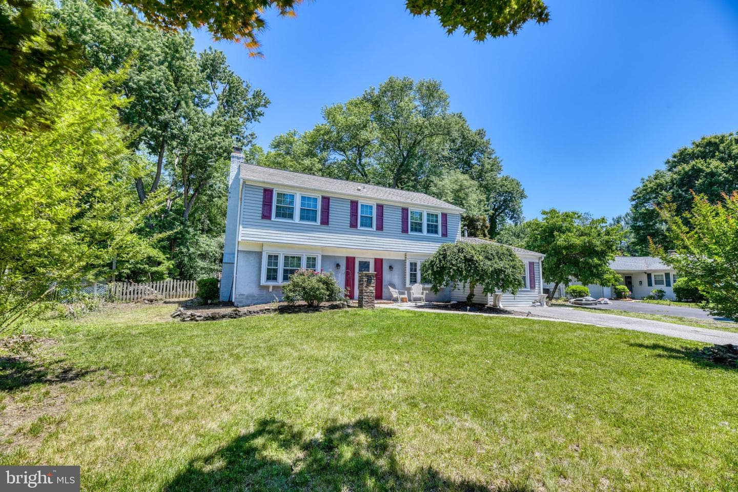 2225 Harwood Lane photo 5