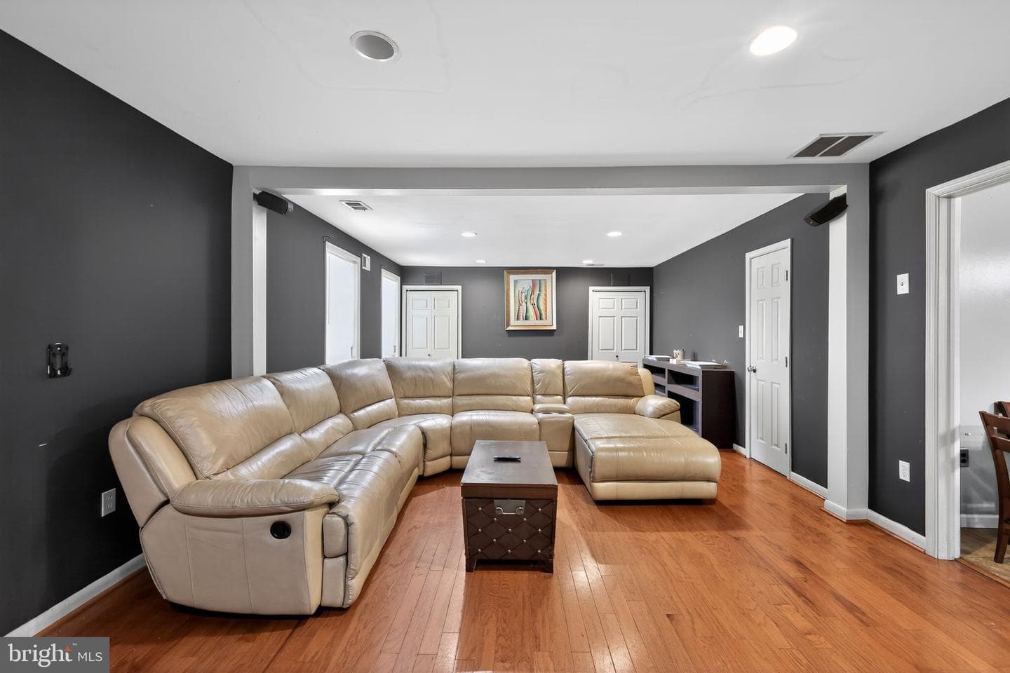 10003 Dakin Court photo 5