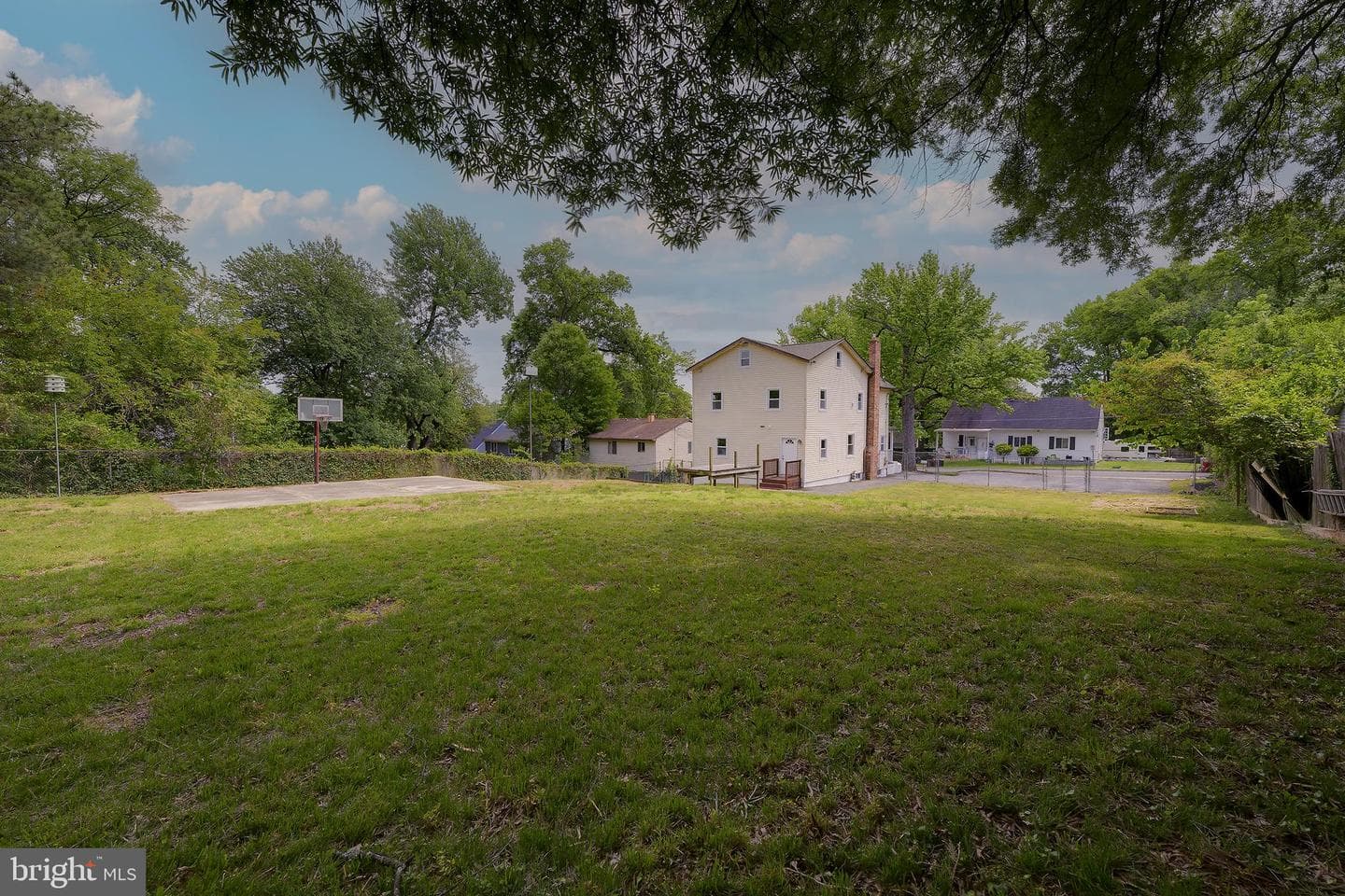 4904 Delaware Street photo 29