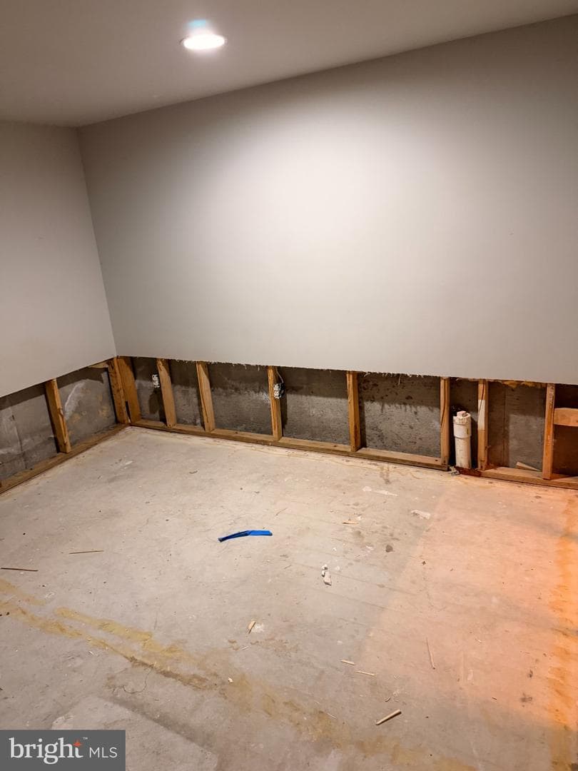 13006 Marlton Center Drive photo 34