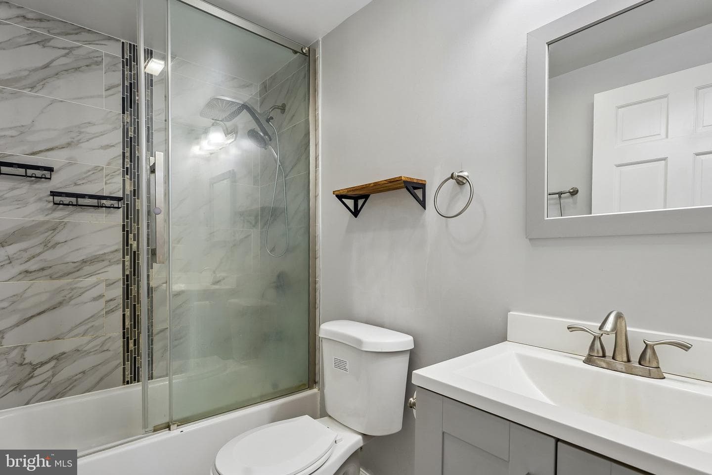8615 Myrtle Avenue photo 14