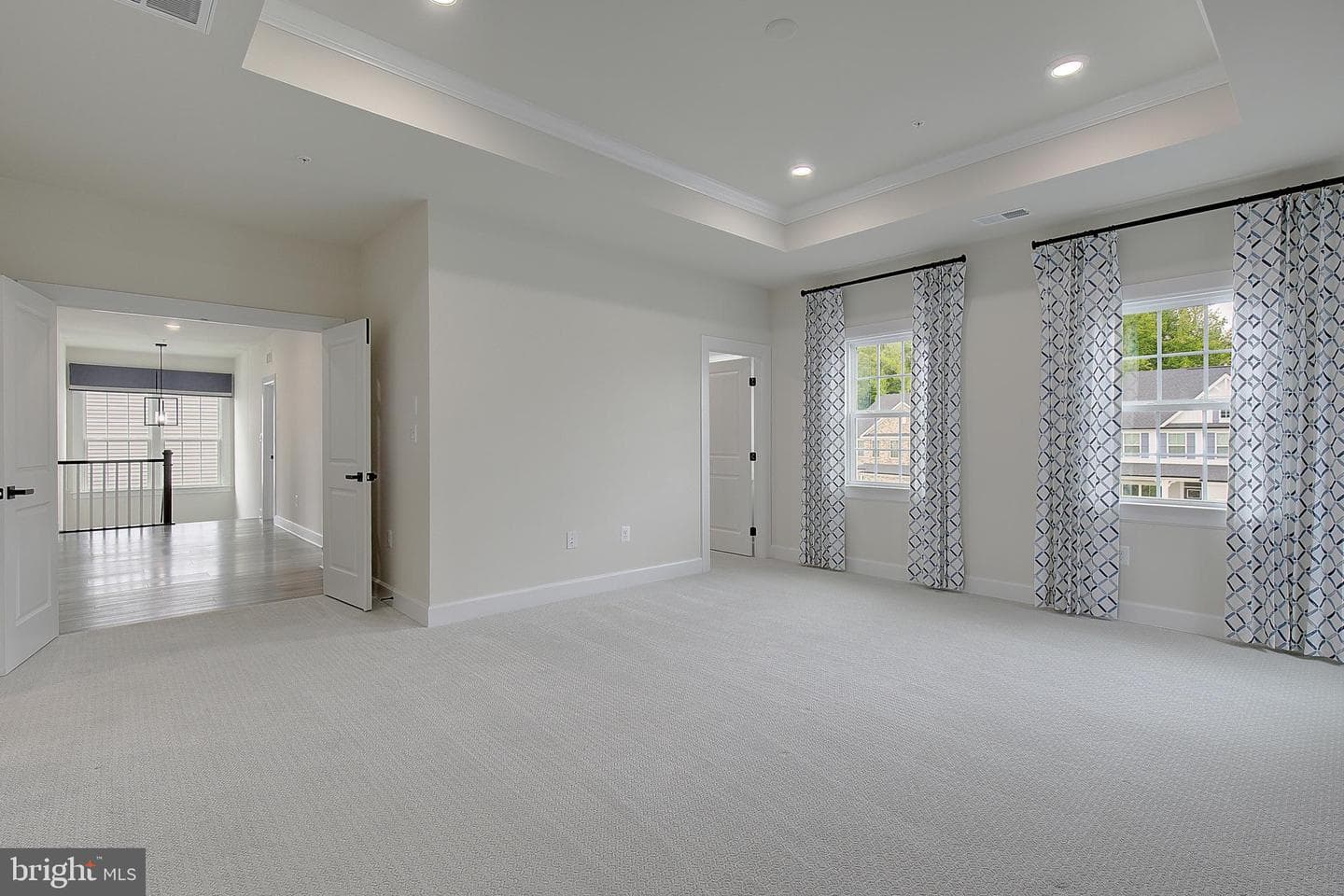 908 Midbrook Ln photo 55