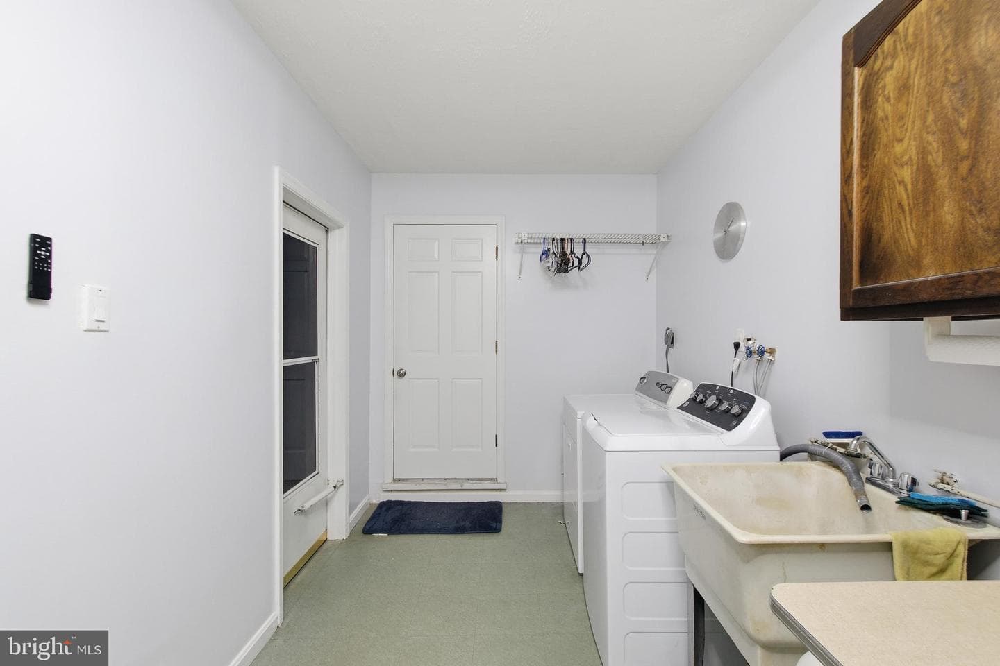 14105 Manchester Road photo 33