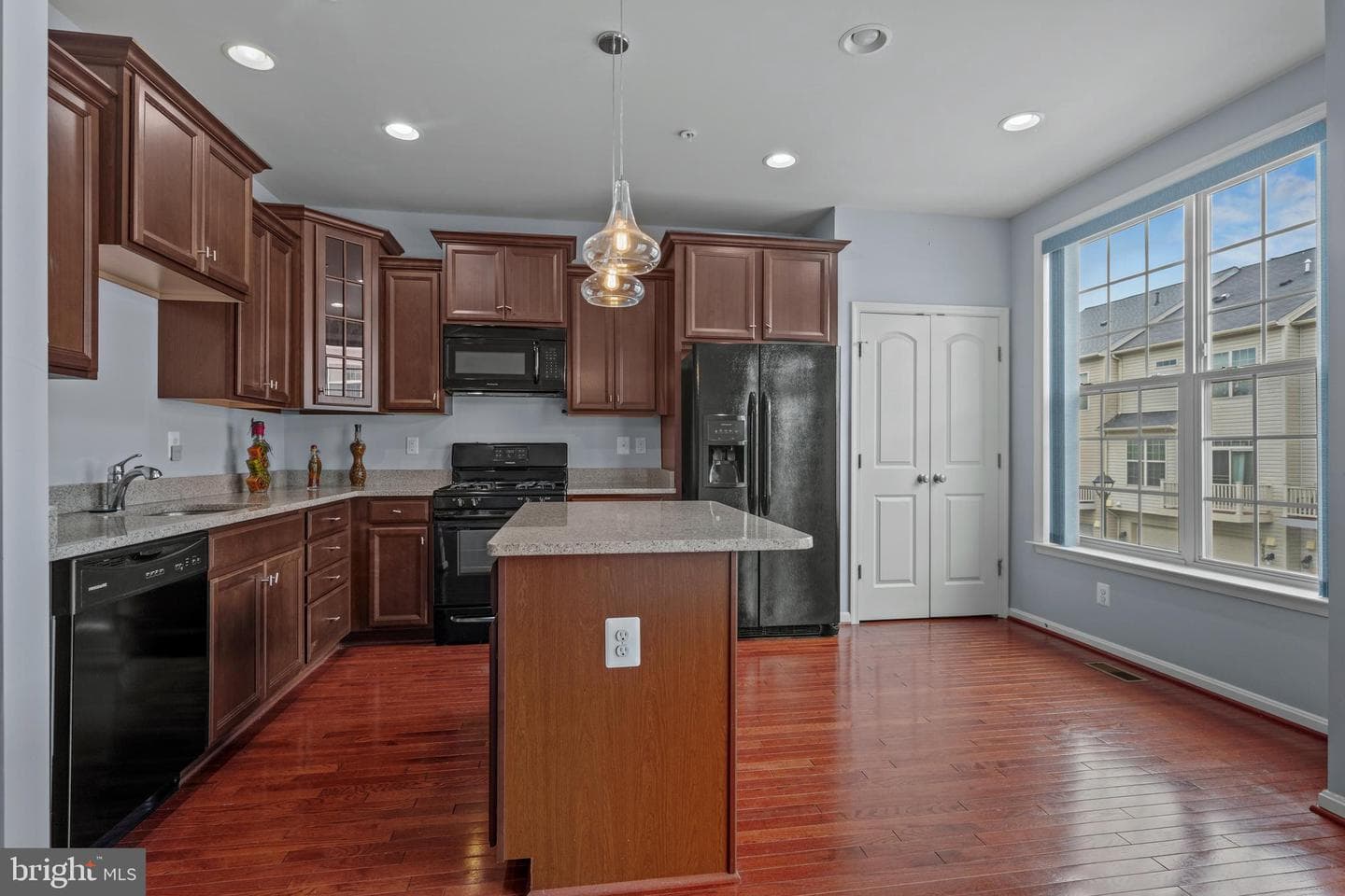 9808 Smithview Place photo 14