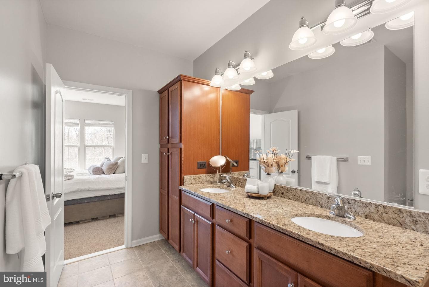 517 Overlook Park Dr # 47 photo 19