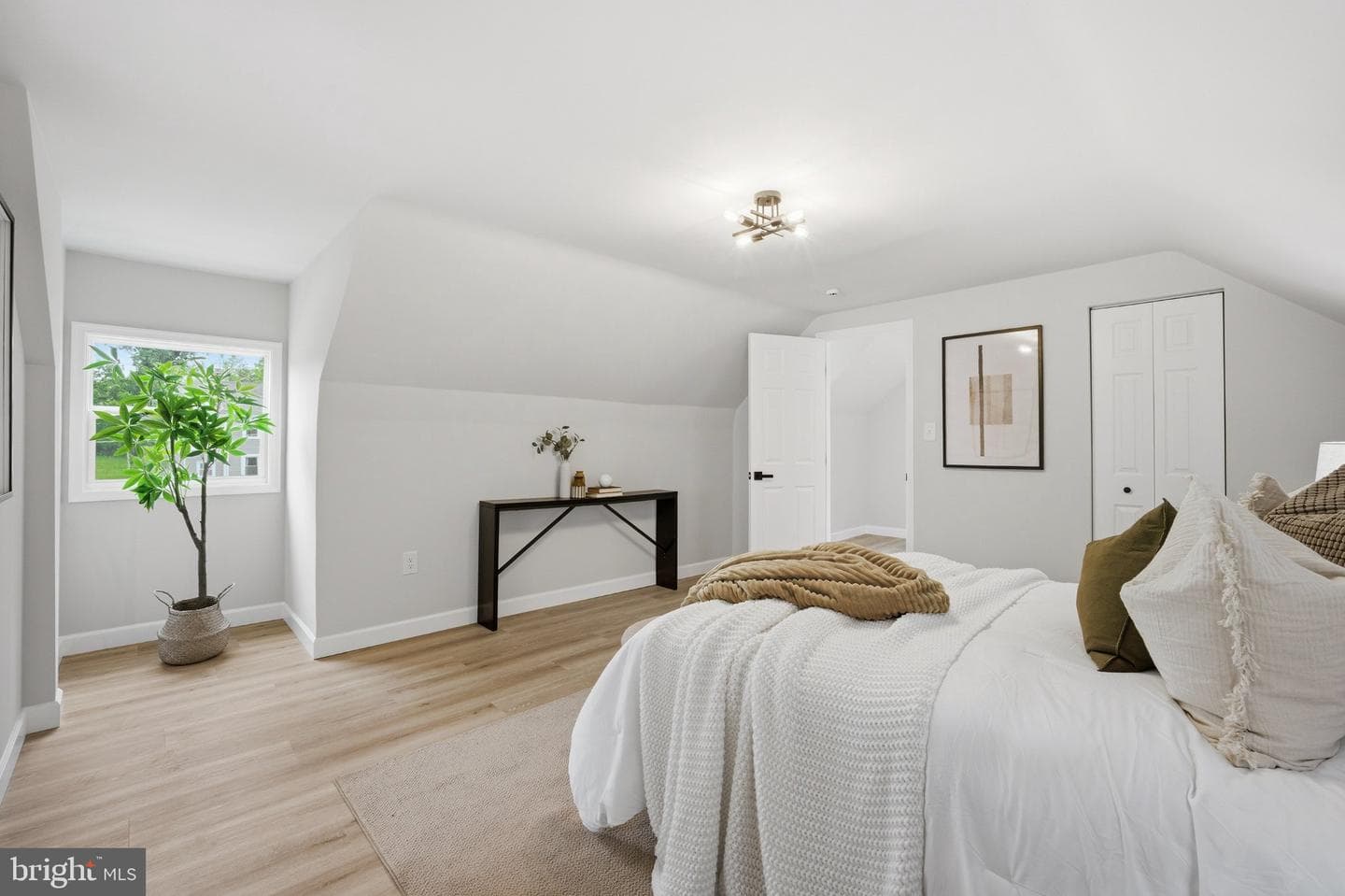 6131 Montrose Road photo 24