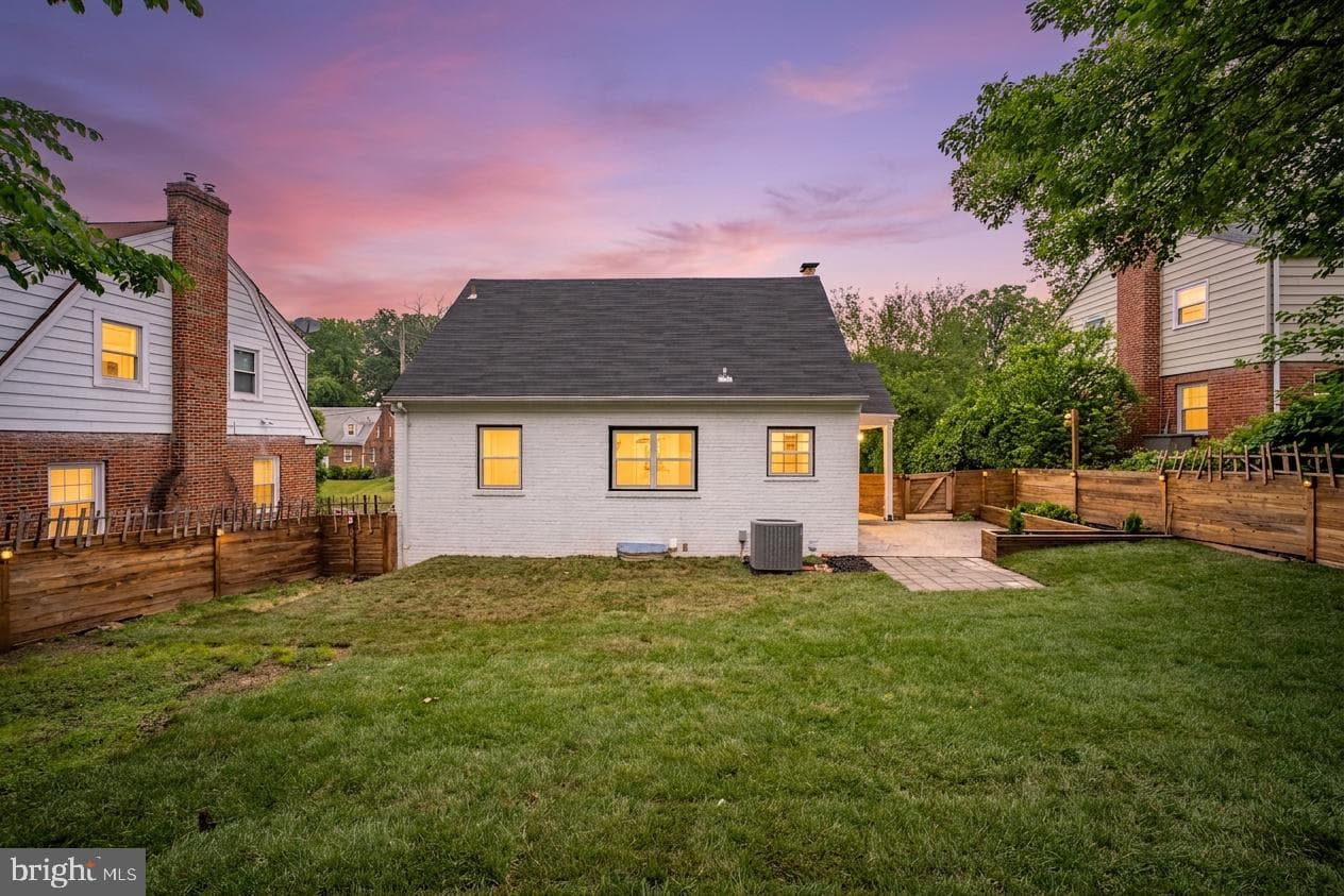 6131 Montrose Road photo 41