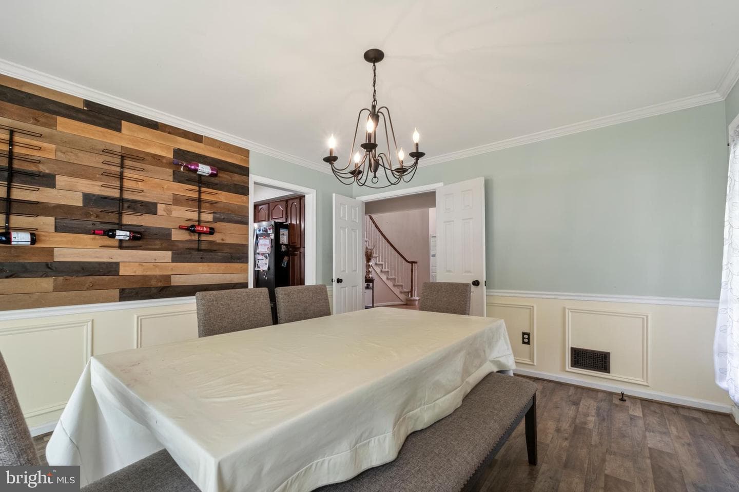 1811 Peachtree Lane photo 11
