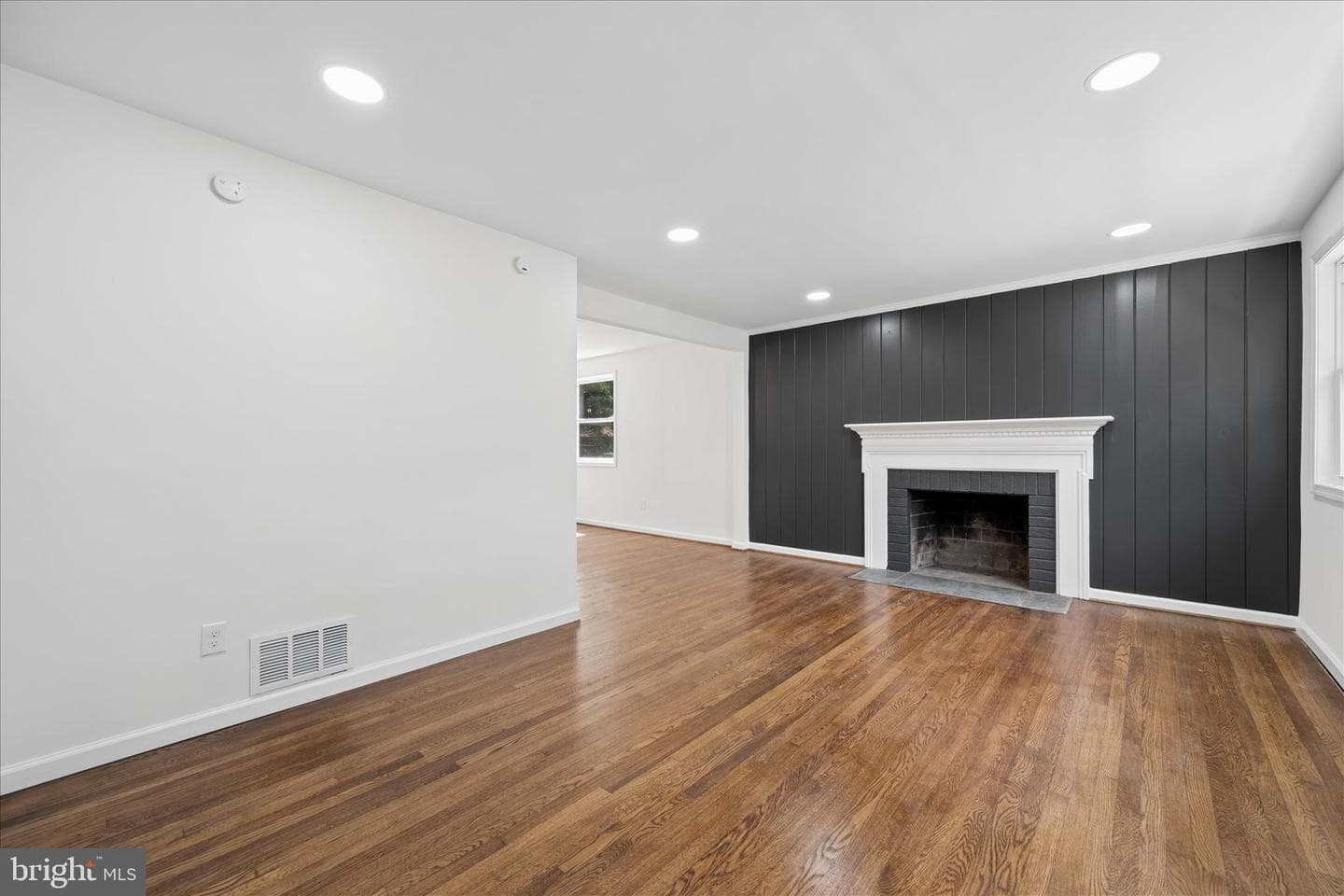 8517 Oglethorpe Street photo 7