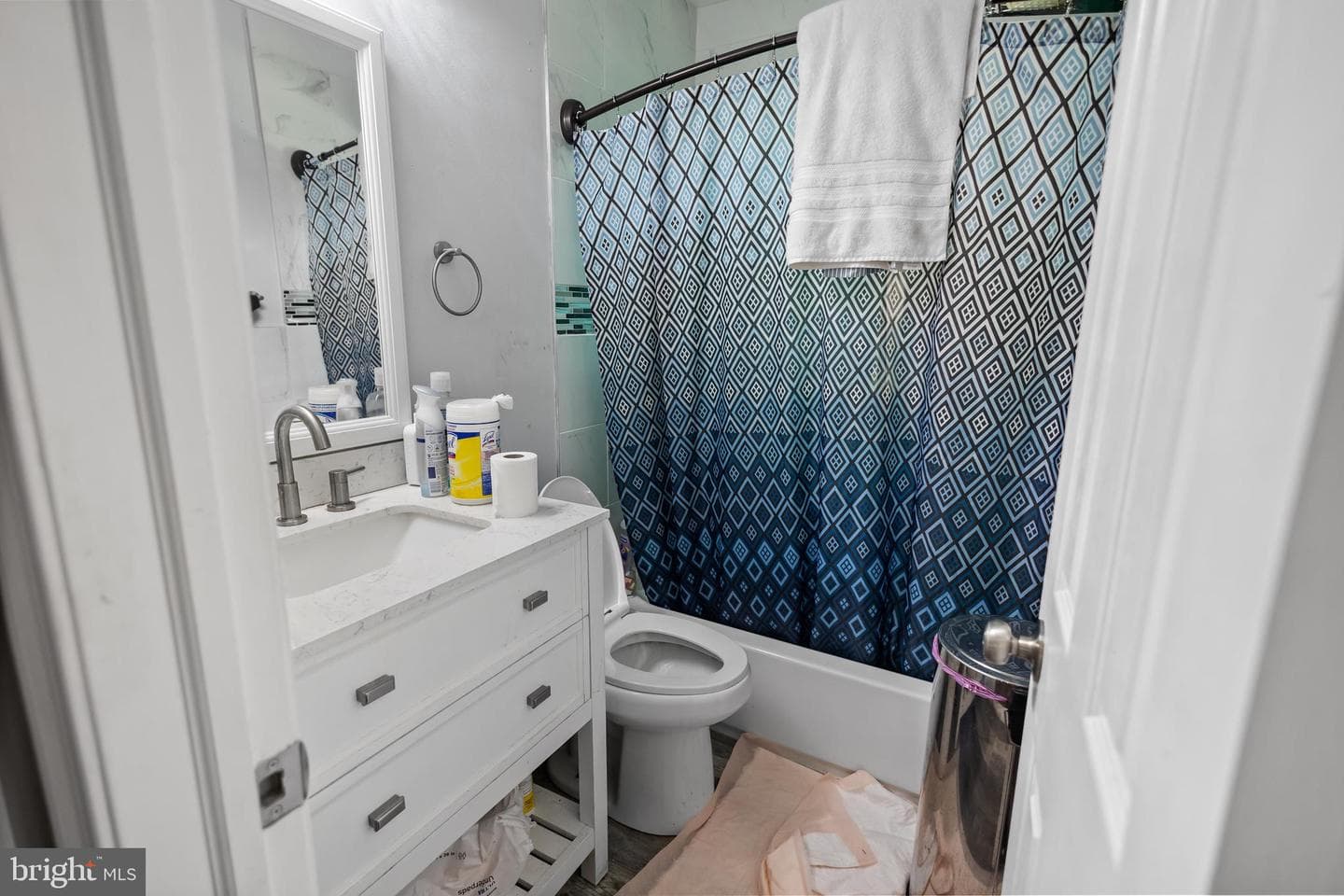 9217 3rd Street photo 18