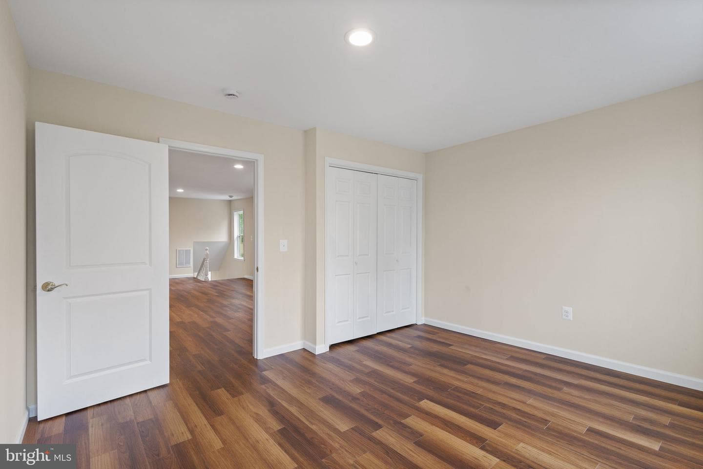 8519 Chestnut Avenue photo 42